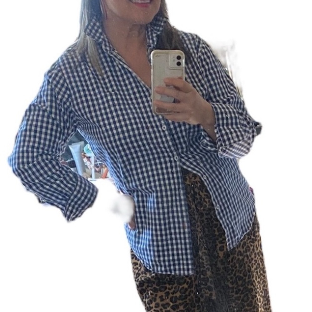 Beverly Hills Polo Club Blue Gingham Button-Up Shirt 
light weight Old Money